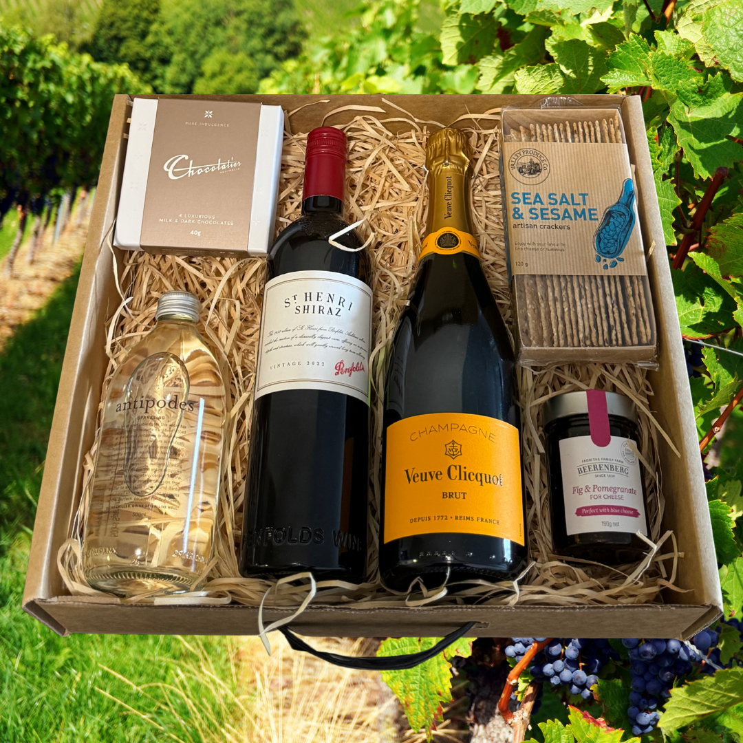 Penfolds St Henri & Veuve Clicquot Gift Pack