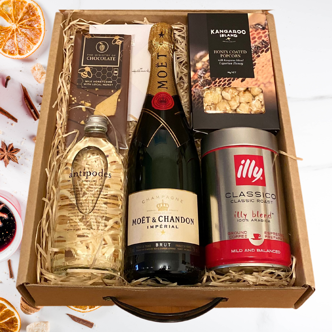 Moët & Chandon Champagne Gift Pack